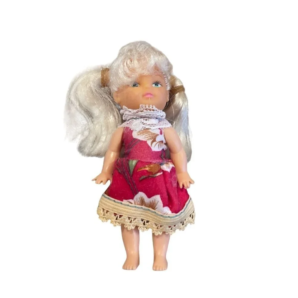 1994 Kelly Doll Barbies Little Sister Long Blonde Hair Dress Dress Floral